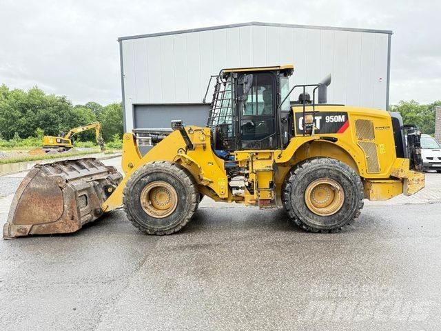 CAT 950 M Radlader Gumikerekes homlokrakodók