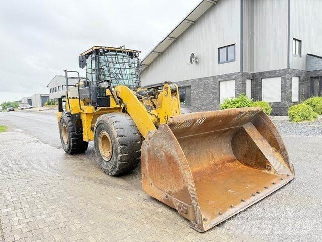 CAT 950 M Radlader Gumikerekes homlokrakodók