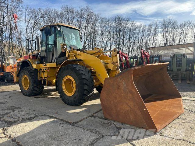 CAT 962 H Gumikerekes homlokrakodók