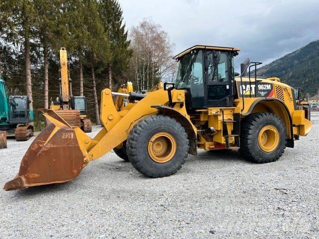 CAT 962M Steering Gumikerekes homlokrakodók
