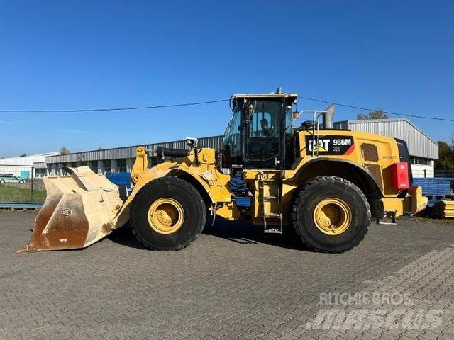 CAT 966 M XE Gumikerekes homlokrakodók