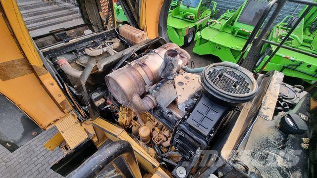 CAT 980 K Gumikerekes homlokrakodók