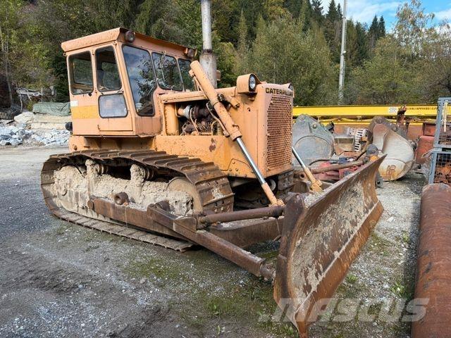 CAT D6C lánctalpas dózerek