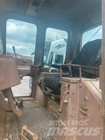 CAT D6D lánctalpas dózerek