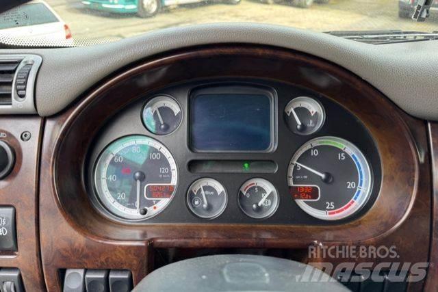 DAF CF410 4x2 Állatszállító teherautók