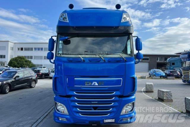 DAF XF510 6x2 Elhúzható ponyvás