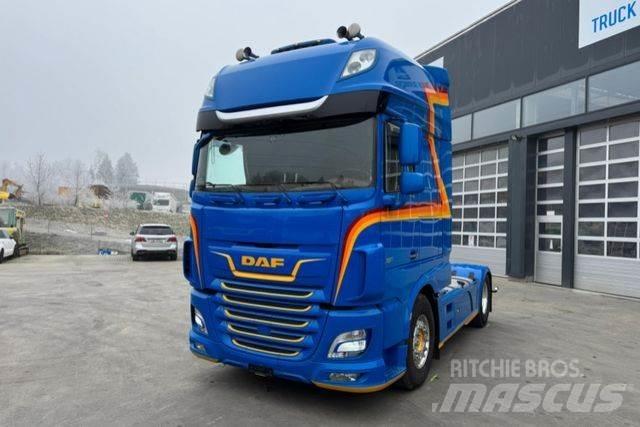 DAF XF530 4x2 Nyergesvontatók