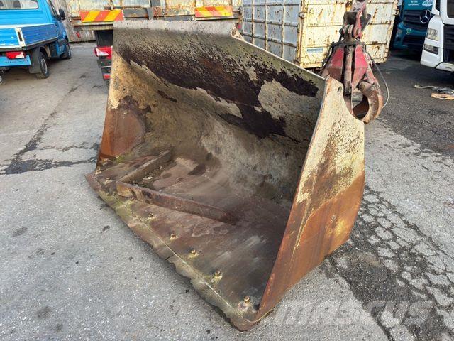  DIV. SCHAUFEL Gumikerekes homlokrakodók