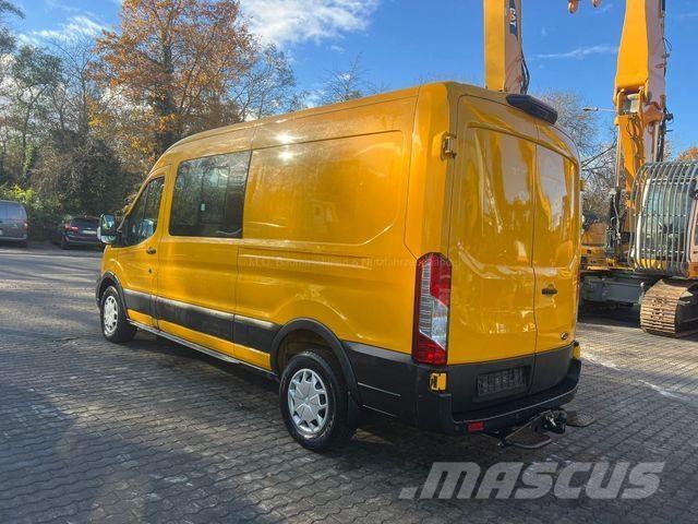 Ford Transit Transporterek