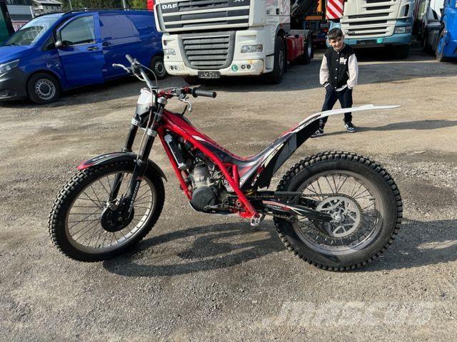  Gasgas 125 ccm Egyéb