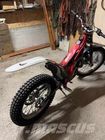  Gasgas 125 ccm Egyéb