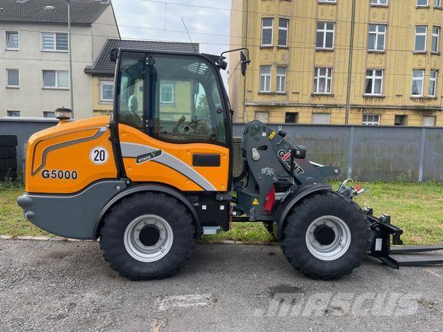 GiANT G5000 Gumikerekes homlokrakodók