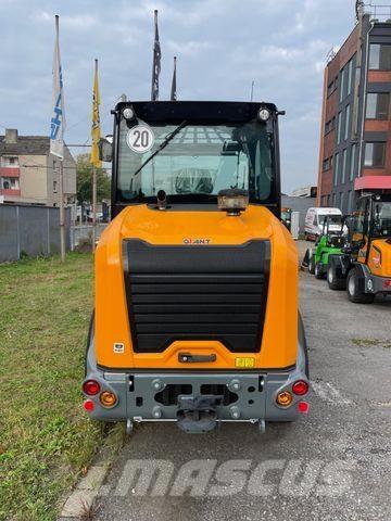 GiANT G5000 Gumikerekes homlokrakodók