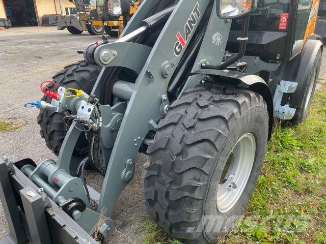 GiANT G5000 Gumikerekes homlokrakodók