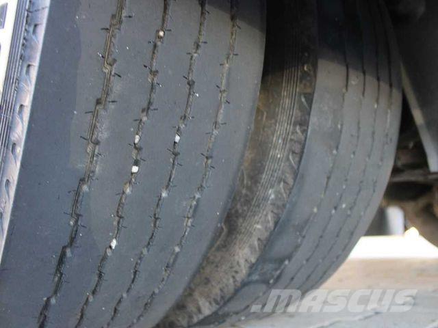  H&amp;W Ponyvás pótkocsik