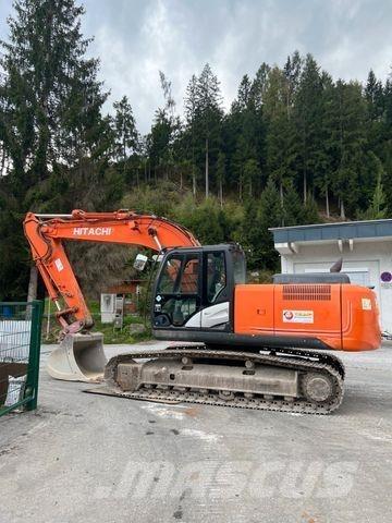Hitachi ZX210LC-5 Lánctalpas kotrók