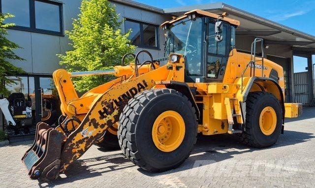 Hyundai HL 960 XT Gumikerekes homlokrakodók