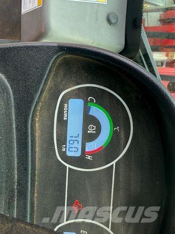  HZM/Kingway Gumikerekes homlokrakodók