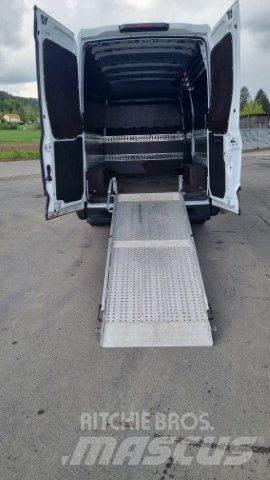 Iveco 35-170 Transporterek