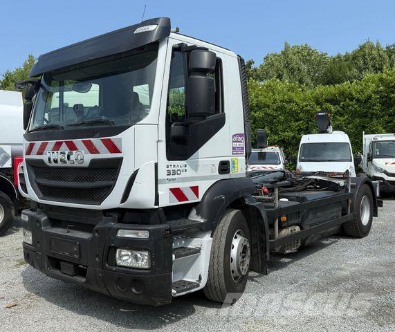 Iveco Stralis 330 Horgos rakodó teherautók