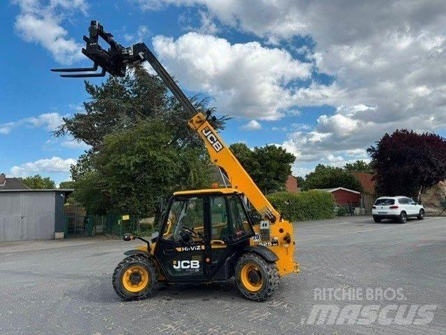 JCB 525-60 Teleszkópos rakodók