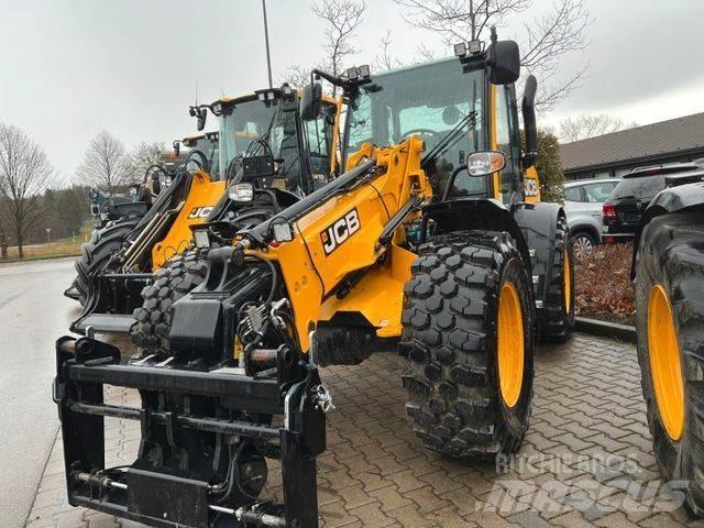 JCB TM 320 Gumikerekes homlokrakodók
