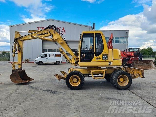 Komatsu PW 110 Gumikerekes kotrók