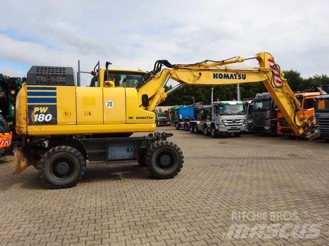 Komatsu PW180-11 Gumikerekes kotrók