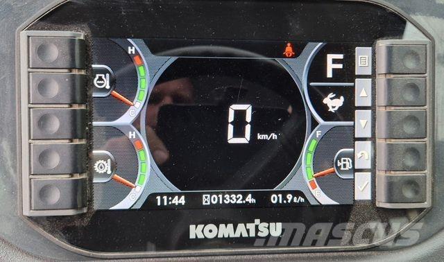 Komatsu WA 70 M-8 Gumikerekes homlokrakodók