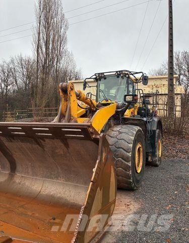 Komatsu WA500-8 Gumikerekes homlokrakodók