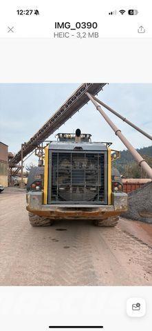 Komatsu WA500-8 Gumikerekes homlokrakodók
