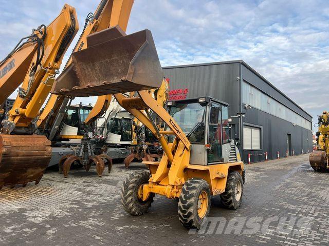 Kramer 420 Gumikerekes homlokrakodók