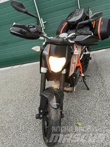 KTM 690 DUKE Egyéb