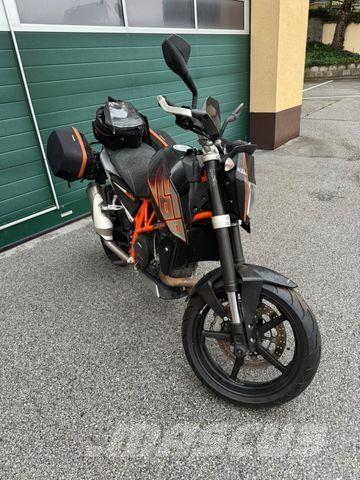 KTM 690 DUKE Egyéb