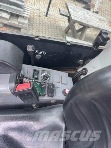 Kubota KX016-4 Mini kotrók < 7t