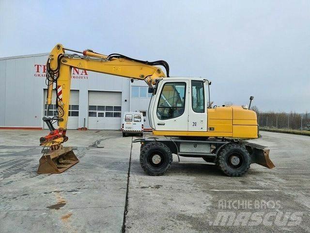 Liebherr A316 Gumikerekes kotrók