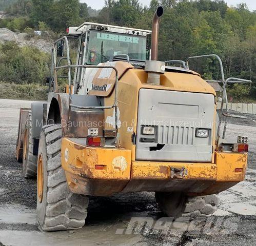 Liebherr L 574 Gumikerekes homlokrakodók