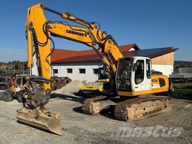 Liebherr R 906 LC Lánctalpas kotrók