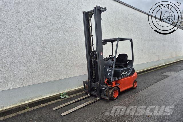 Linde E18P-02 Elektromos targoncák