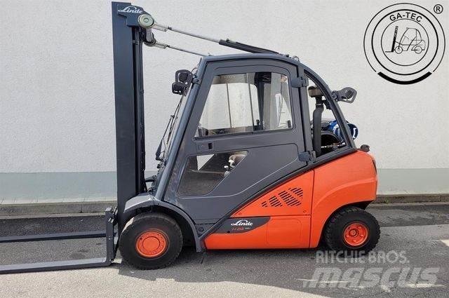 Linde H25T Gázüzemű targoncák