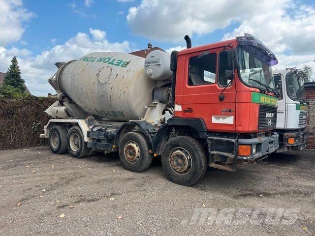 MAN 32.372 8x4 10m³ Betonkeverők/Betonpumpák