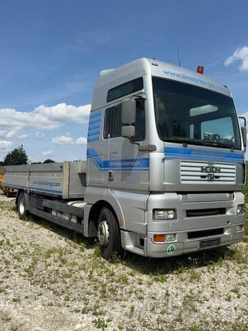 MAN TGA 18.360 FLC Platós / Ponyvás teherautók