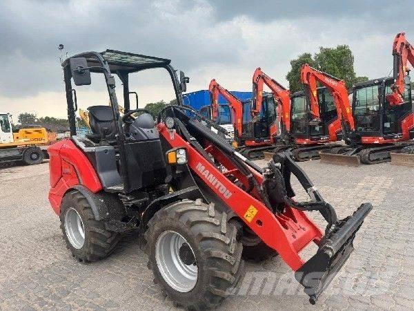 Manitou MLA 4-50H Gumikerekes homlokrakodók