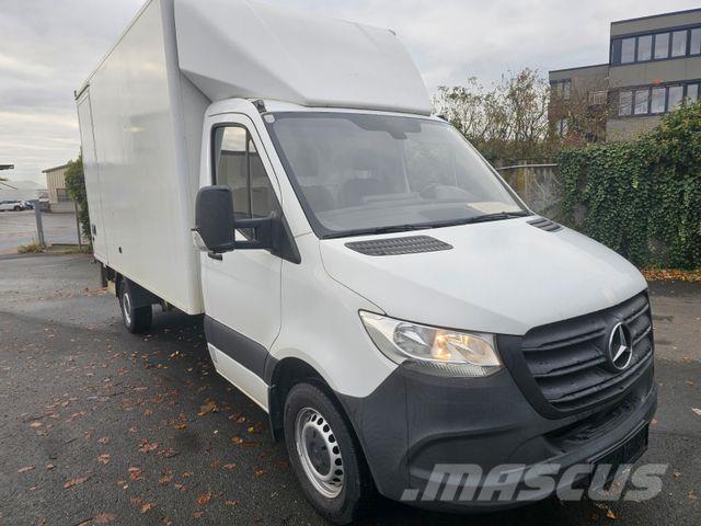 Mercedes-Benz 316 Dobozos