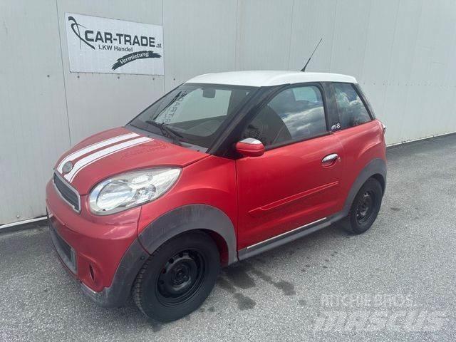  Microcar M-8 Kistehergépjárművek