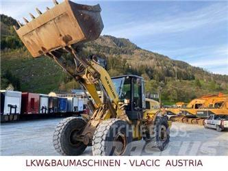 New Holland W190 B Gumikerekes homlokrakodók