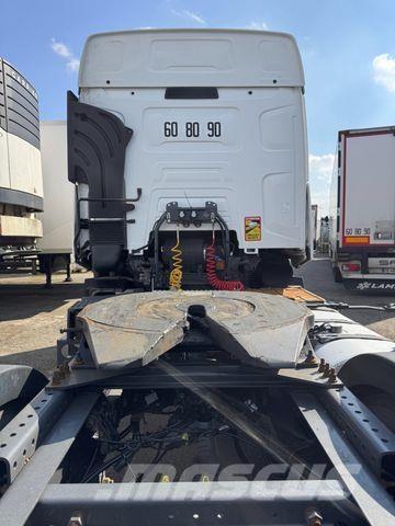 Renault T430 Nyergesvontatók