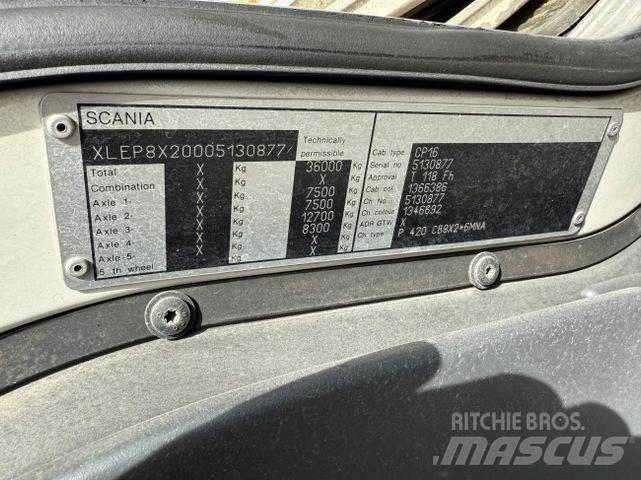 Scania P420 8X2*6 Fülkés alváz
