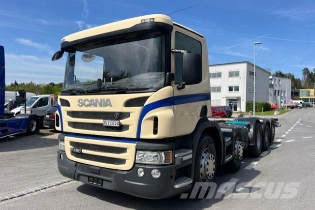Scania P450 10x4 Fülkés alváz