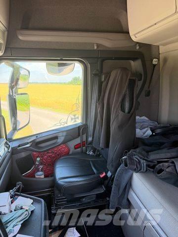 Scania S500 VOLL Nyergesvontatók